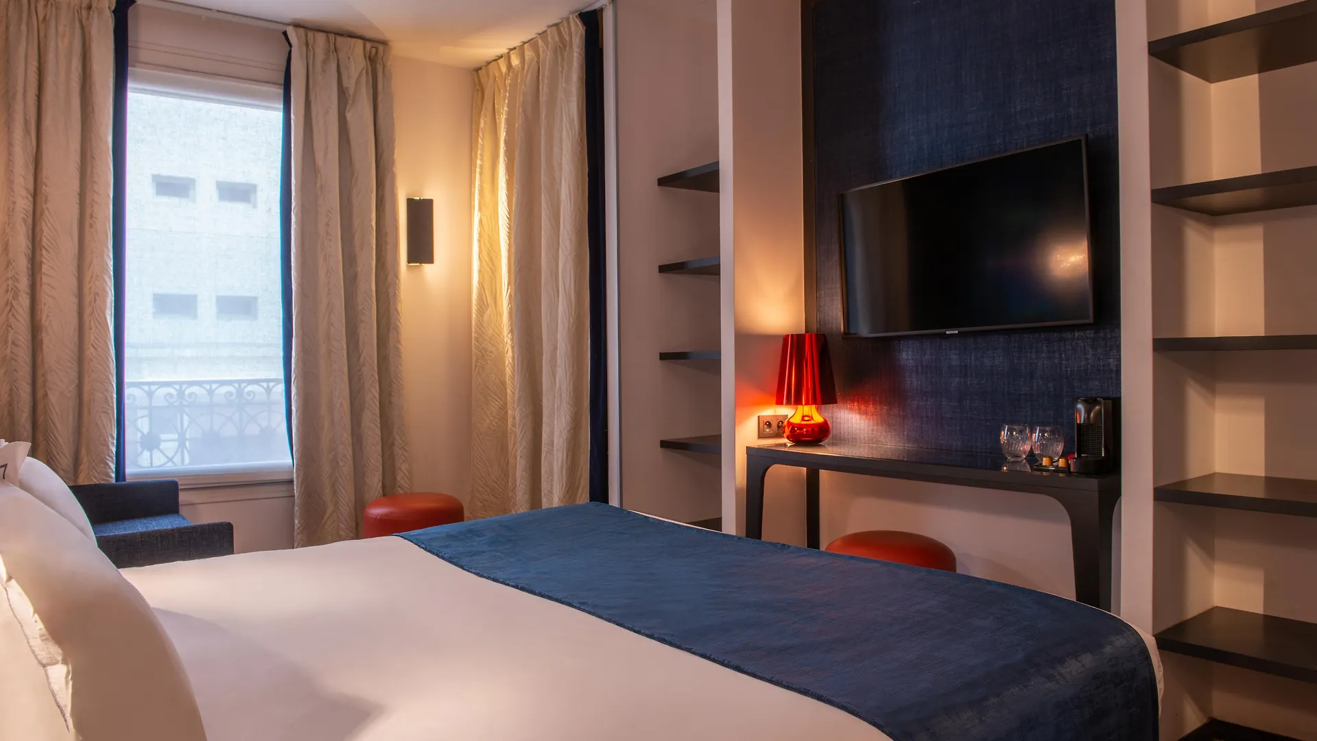 Hotel Yllen Eiffel Paris 4*,  France