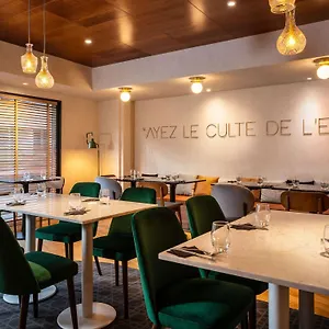 Mercure Montparnasse Pasteur Hotel