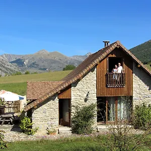 Hébergement de vacances Le Clos De Lumière La Roche-des-Arnauds