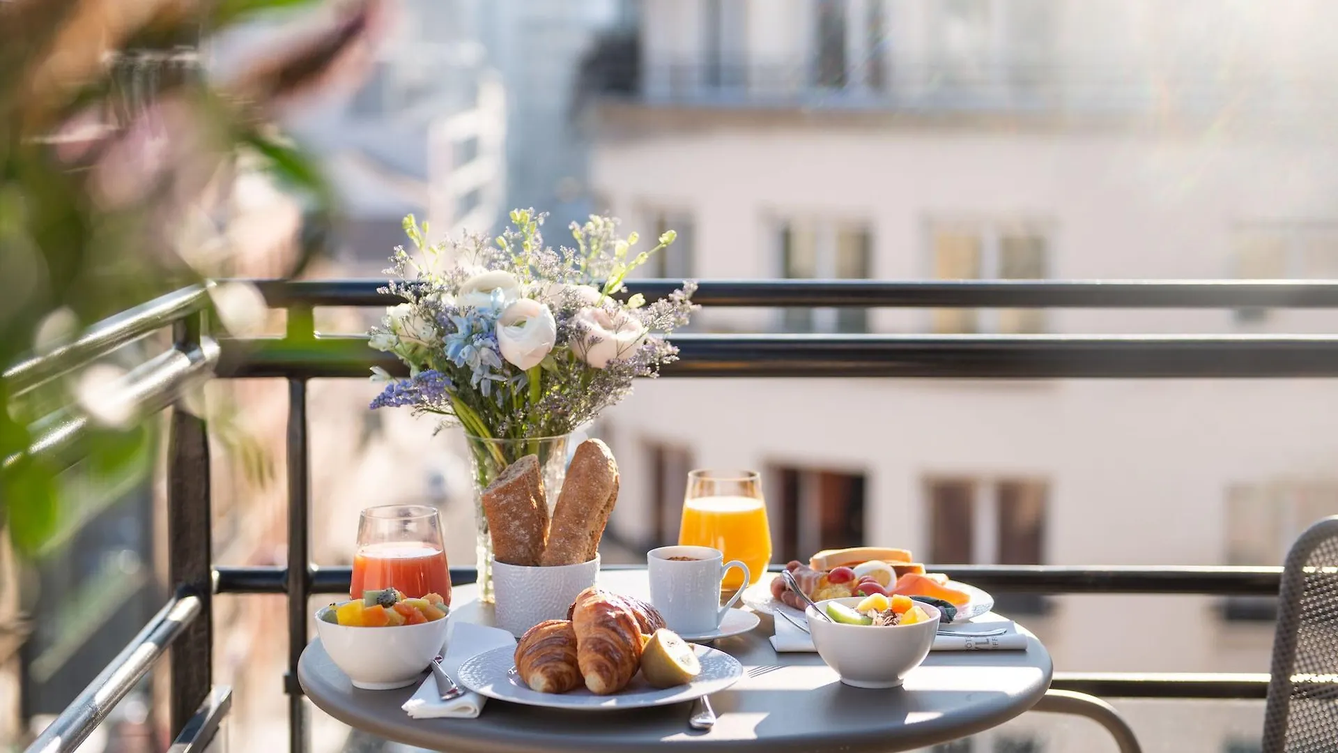 Hotel Yllen Eiffel Paris