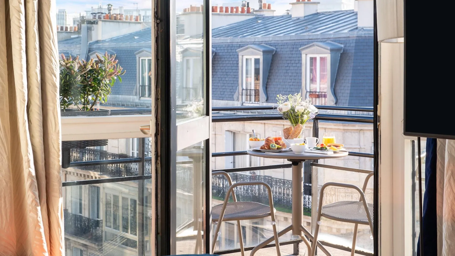 Hotel Yllen Eiffel Paryż Francja