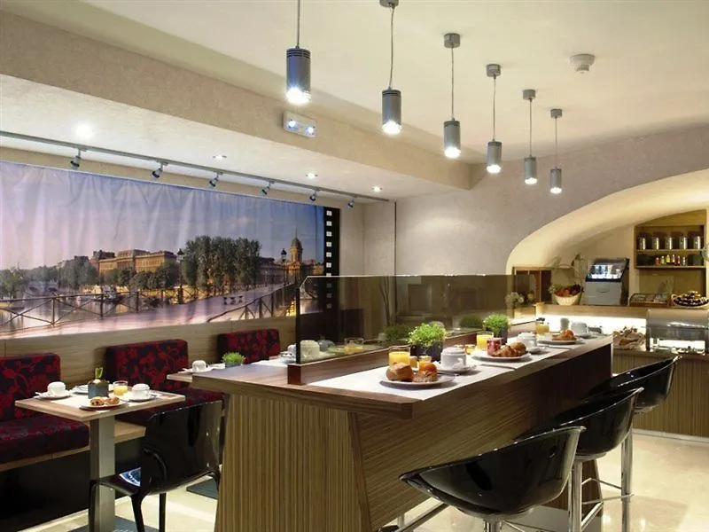Hotel Yllen Eiffel Paris